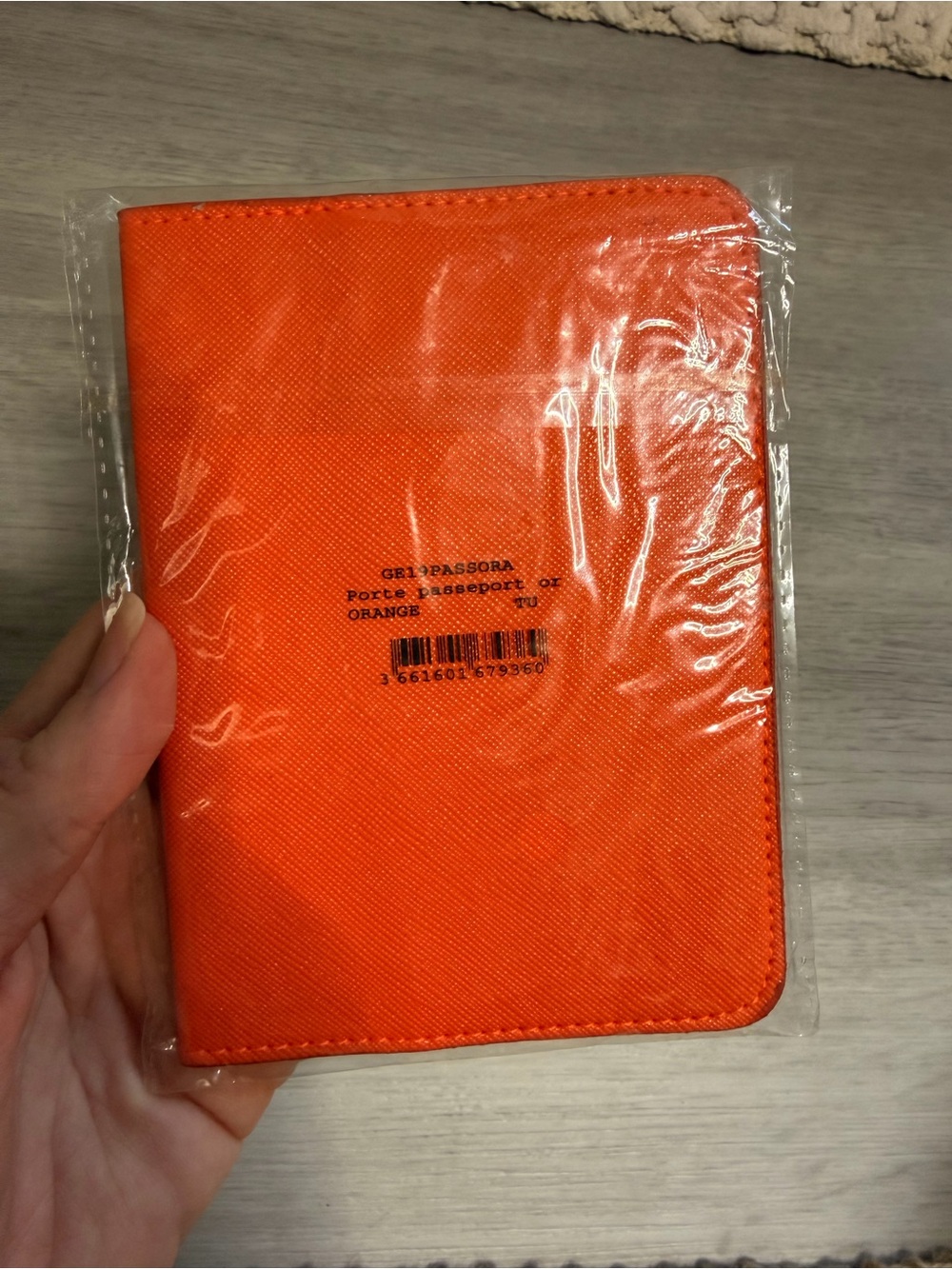 Maje Orange passports hodler/ Case - nwt - Picture 5 of 5